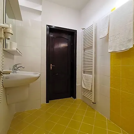 New Derby Hotel Constanţa